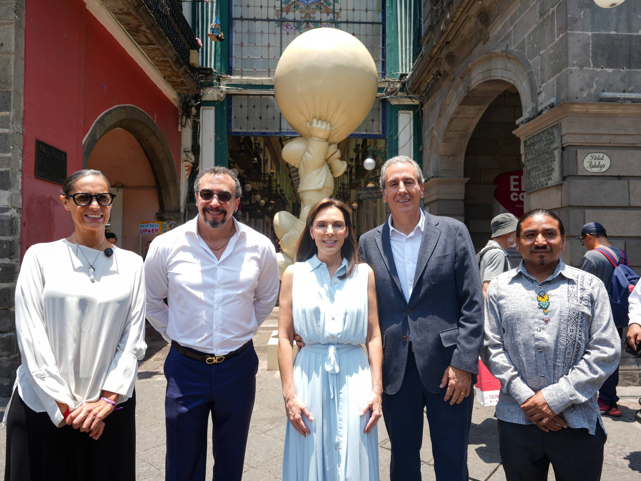 Pepe Chedraui impulsa la cultura en Puebla con la exposición "Viajando con Timoteo"